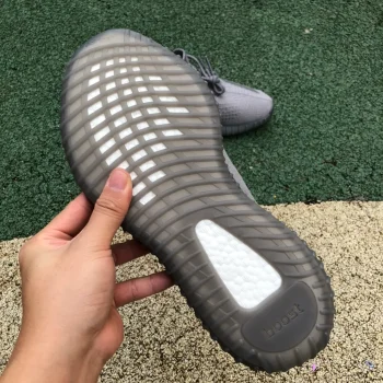 Yzy Boost 350 V2 Steel Grey