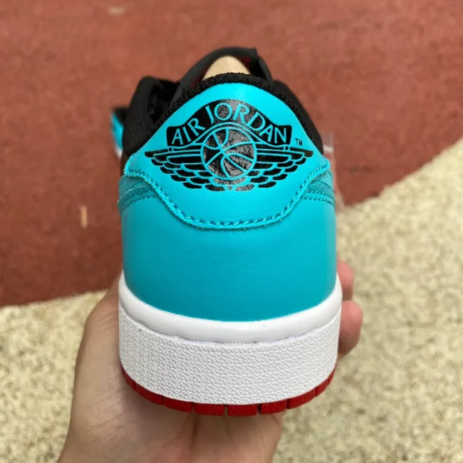 AJ 1 Retro Low Og Unc To Chicago