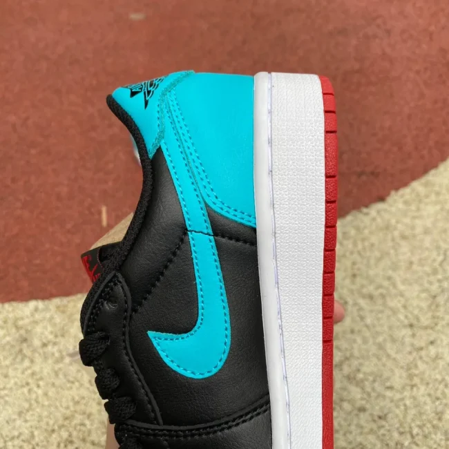 AJ 1 Retro Low Og Unc To Chicago