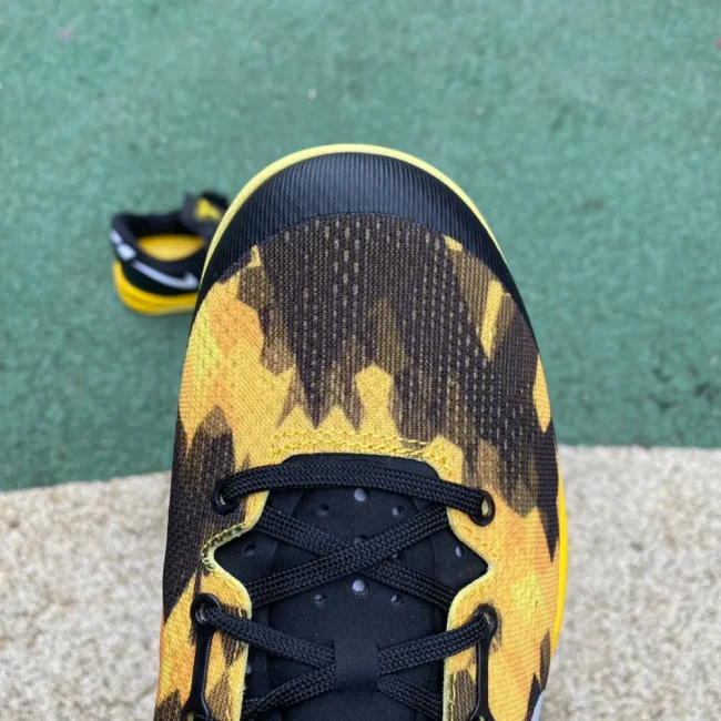 Zoom Kobe 8 Black Yellow