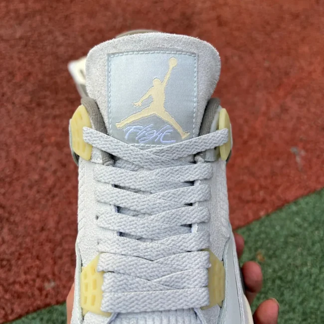 AJ 4 Retro Se Craft