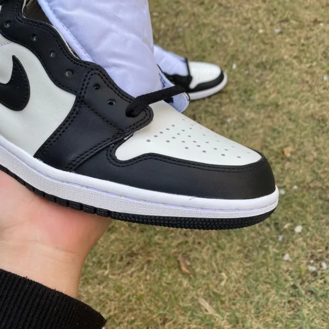 AJ 1 Retro High '85 Black White