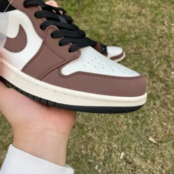 AJ 1 Low Mocha