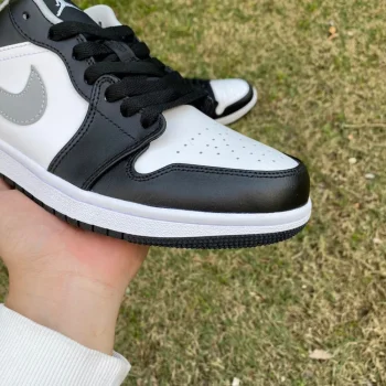 AJ 1 Low Black Medium Grey