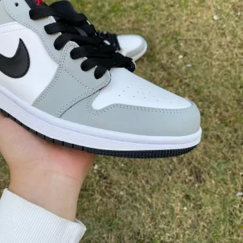 AJ 1 Low Light Smoke Grey