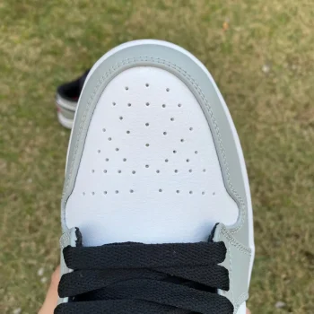 AJ 1 Low Light Smoke Grey