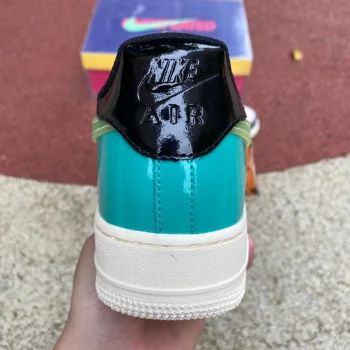 Undefeated X Af 1 Low Community