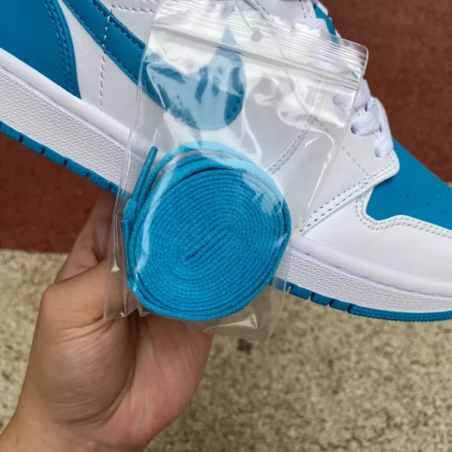 AJ 1 Low Aquatone