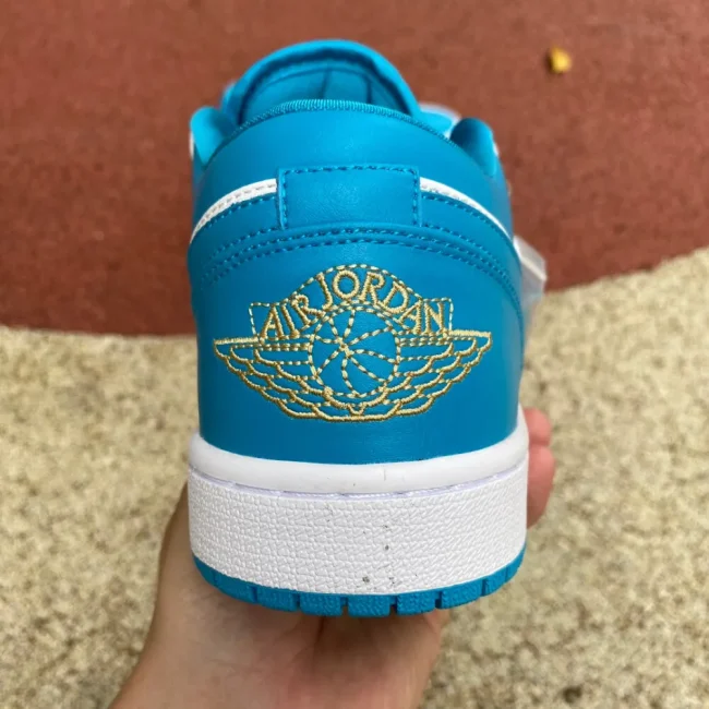 AJ 1 Low Aquatone