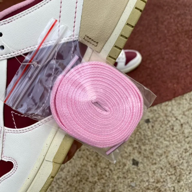 Dunk Low Disrupt 2 Valentine's Day