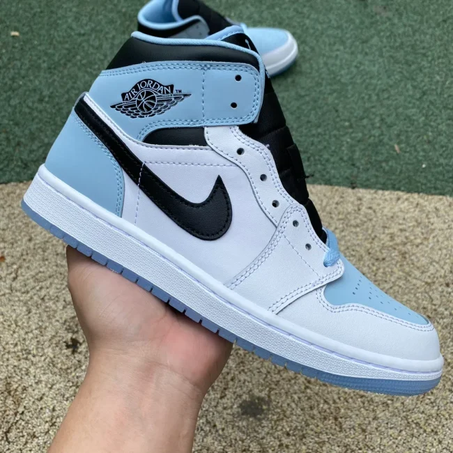 AJ 1 Mid Se White Ice Blue