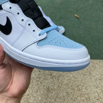 AJ 1 Mid Se White Ice Blue