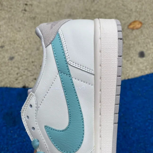 Tscott X AJ 1 Low Og Sp White Light Blue