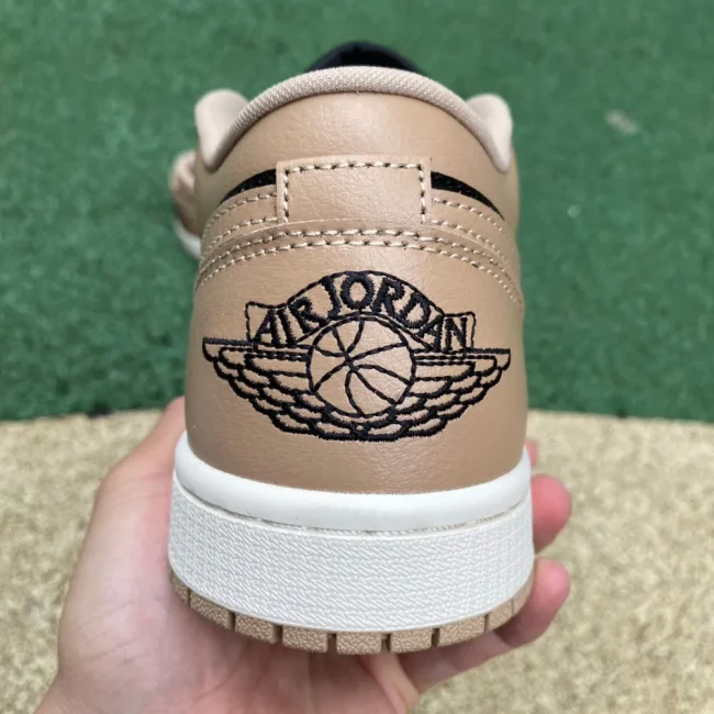 AJ 1 Low Desert