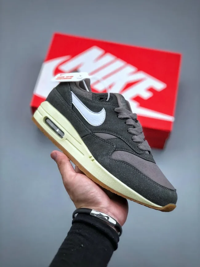 Air Max 1 Premium Crepe - Soft Grey