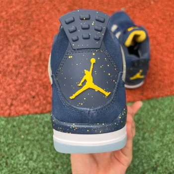 AJ 4 Retro Michigan Wolverines Pe