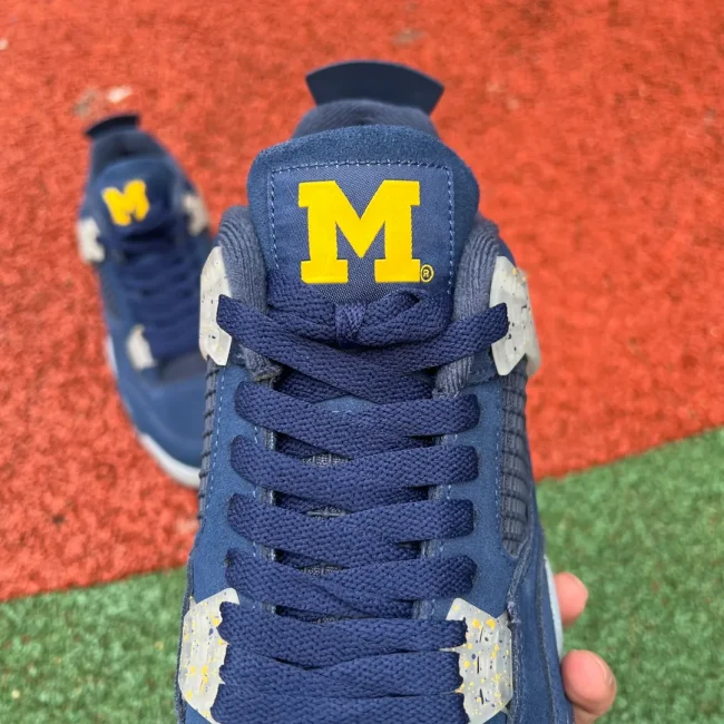 AJ 4 Retro Michigan Wolverines Pe