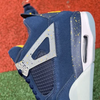 AJ 4 Retro Michigan Wolverines Pe