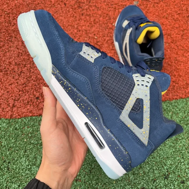 AJ 4 Retro Michigan Wolverines Pe