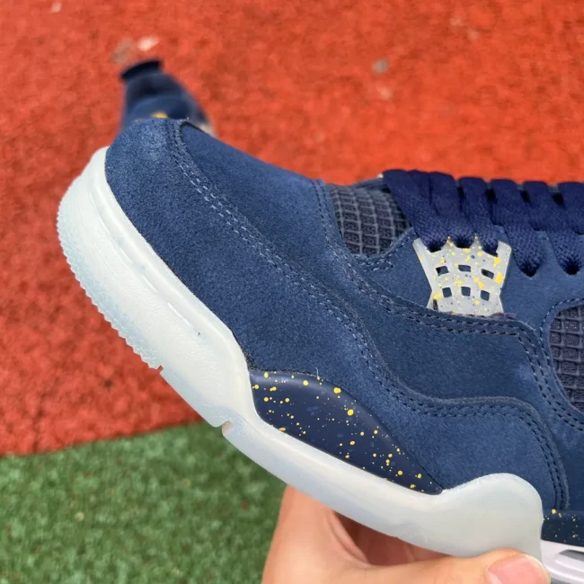 AJ 4 Retro Michigan Wolverines Pe