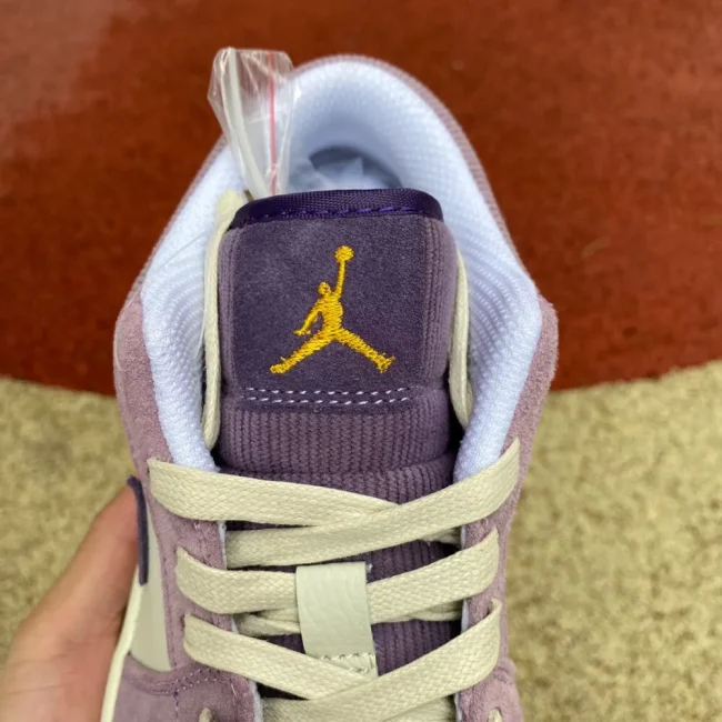 AJ 1 Low International Women's Day