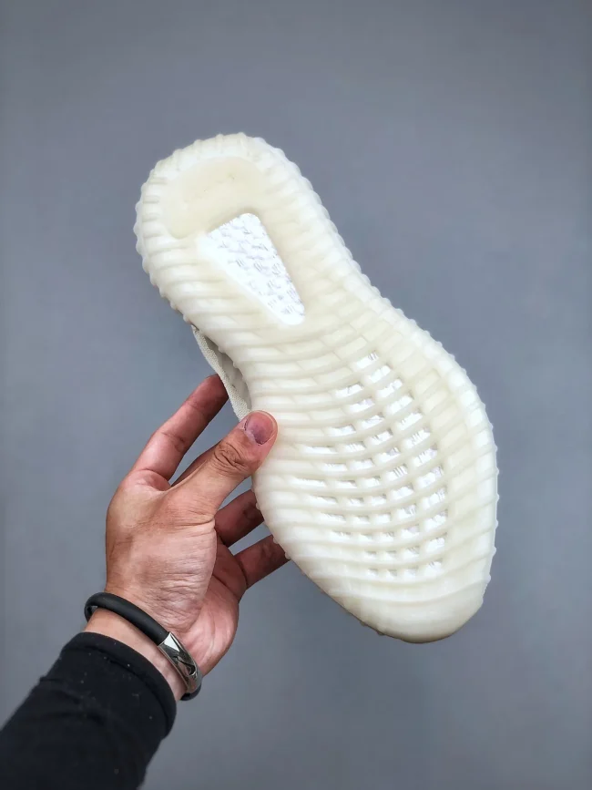 Yzy Boost 350 V2 Bone Bunny