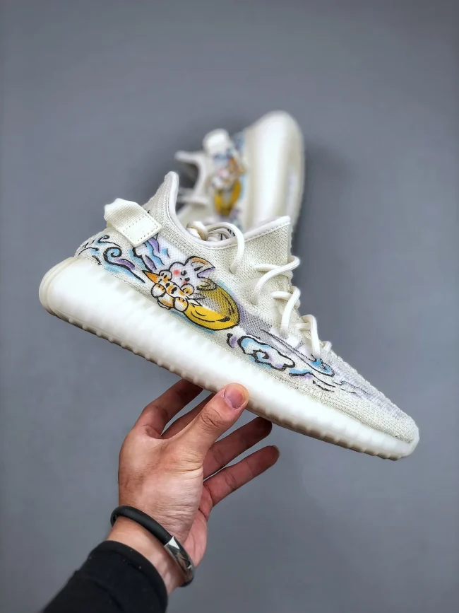 Yzy Boost 350 V2 Bone Bunny