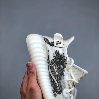 Yzy Boost 350 V2 Bone Dragon