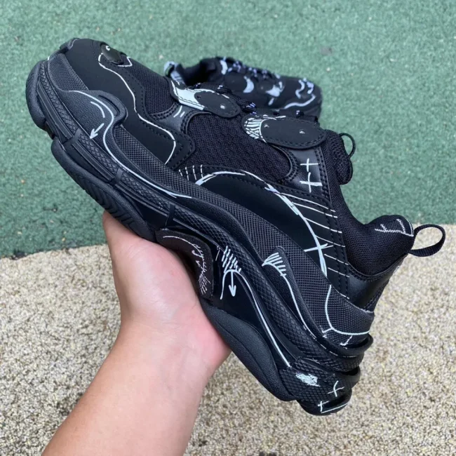 Balen Triple S Sketch Black