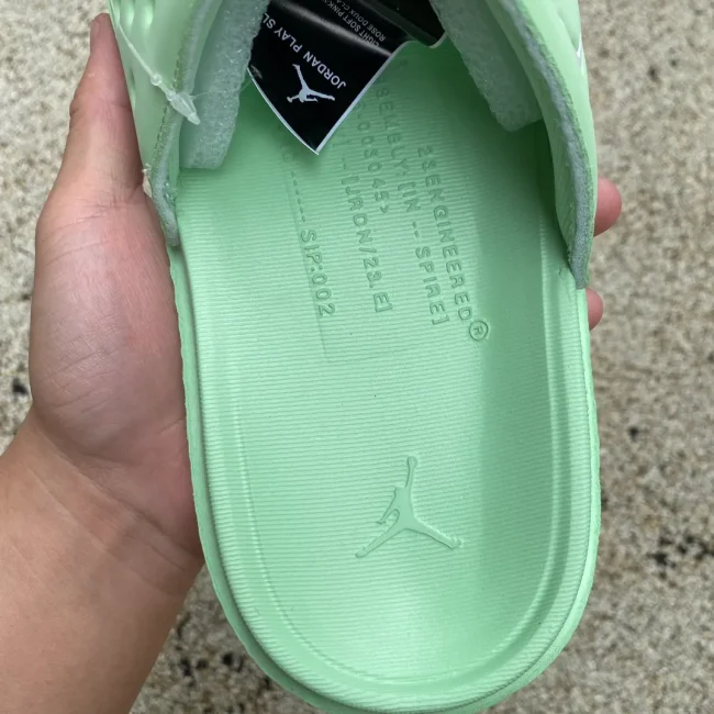 Jordan Play Slide Tourmaline