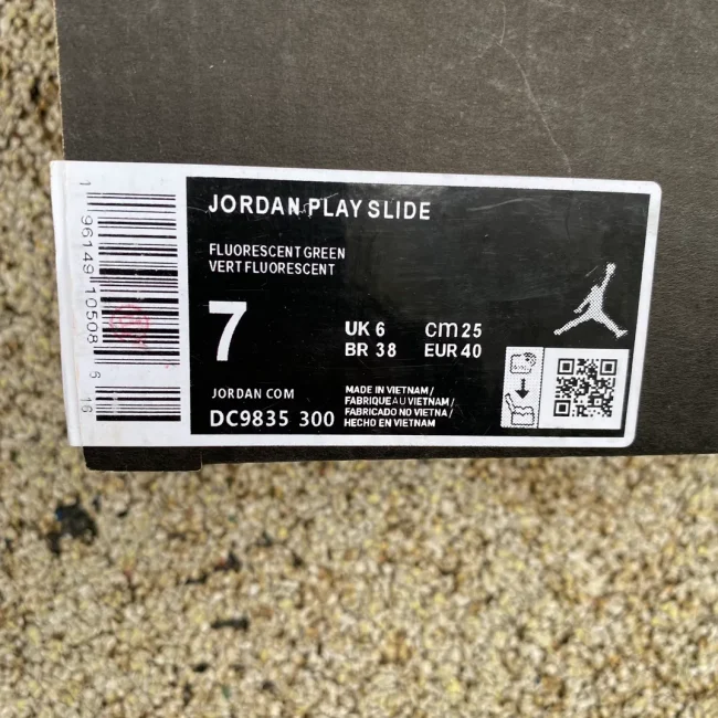 Jordan Play Slide Tourmaline