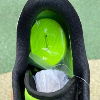 AJ 1 Low Golf Phantom Volt