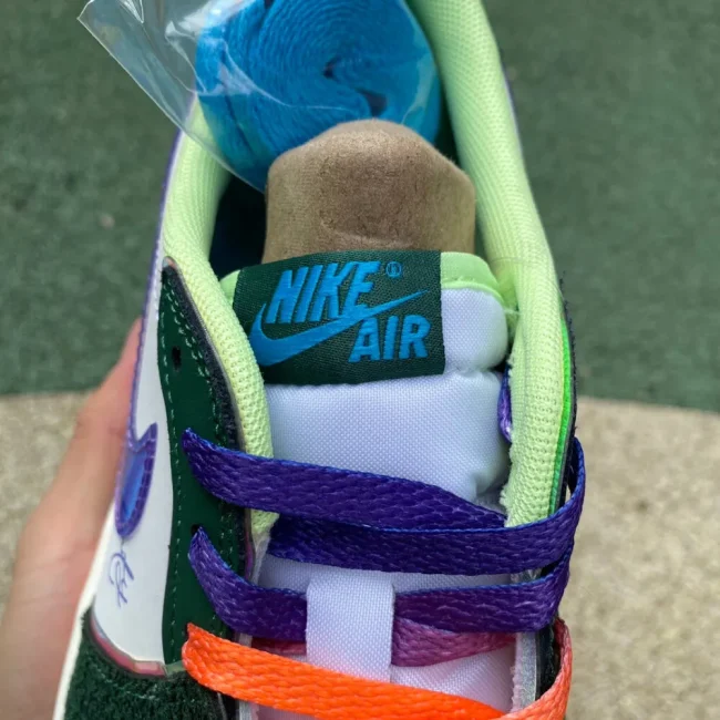 AJ 1 Retro Low Og Doernbecher (2023)