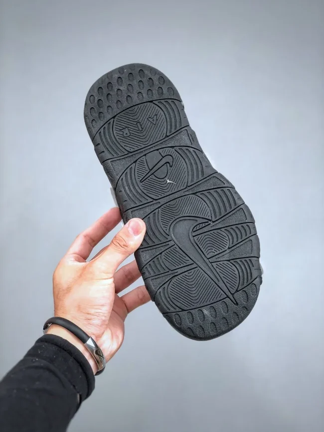 Air More Uptempo Slide Black - Grey Sole