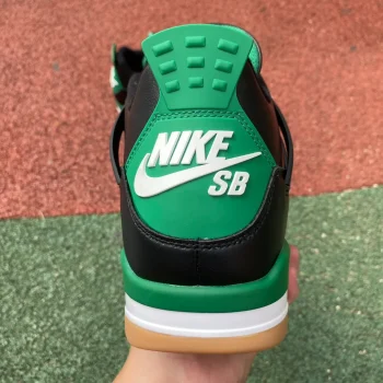 Sb X AJ 4 Retro Black Green