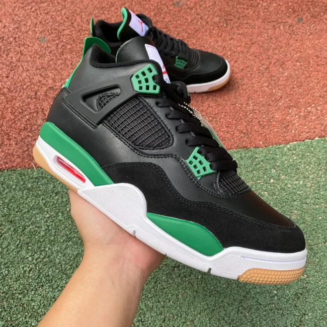 Sb X AJ 4 Retro Black Green