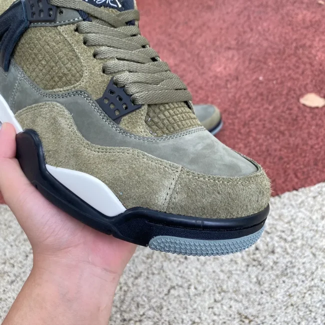 AJ 4 Retro Se Craft Medium Olive