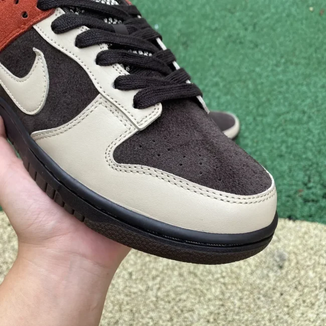 Dunk Low Red Panda