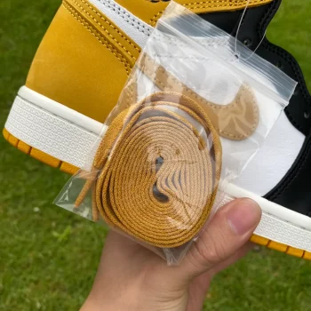 AJ 1 Retro High Og Best Hand In The Game - Yellow Ochre