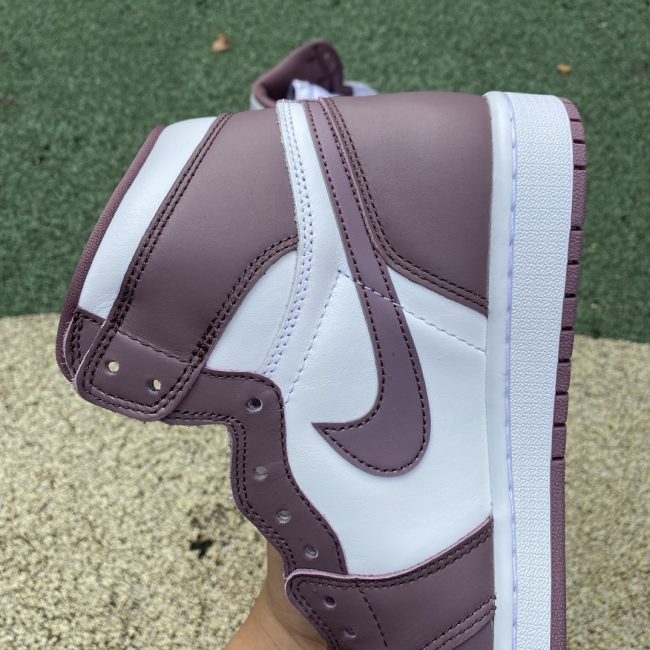 AJ 1 Retro High Og Sky J Mauve