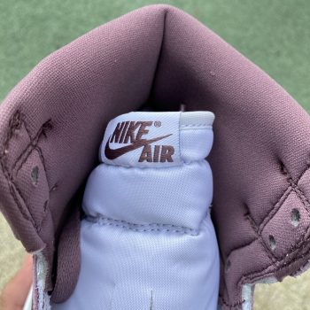 AJ 1 Retro High Og Sky J Mauve