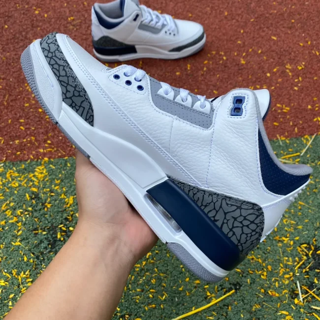 AJ 3 Retro Midnight Navy