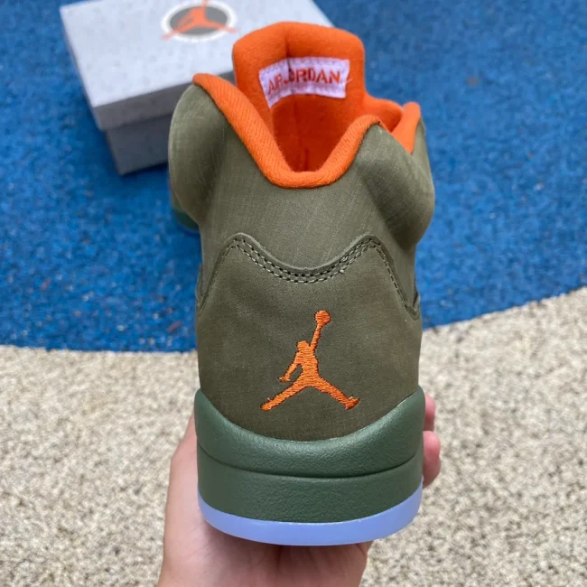 Aj 5 Retro Olive 2024