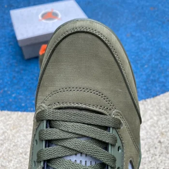 Aj 5 Retro Olive 2024