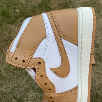 AJ 1 Retro High Og Praline