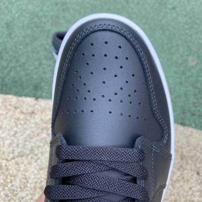 AJ 1 Low Se Black Elephant