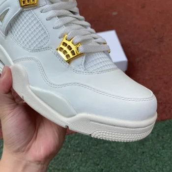 AJ 4 Retro Sail Metallic Gold