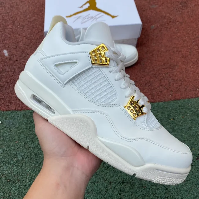 AJ 4 Retro Sail Metallic Gold