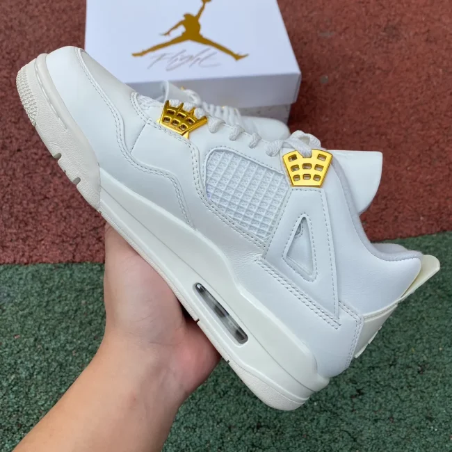 AJ 4 Retro Sail Metallic Gold