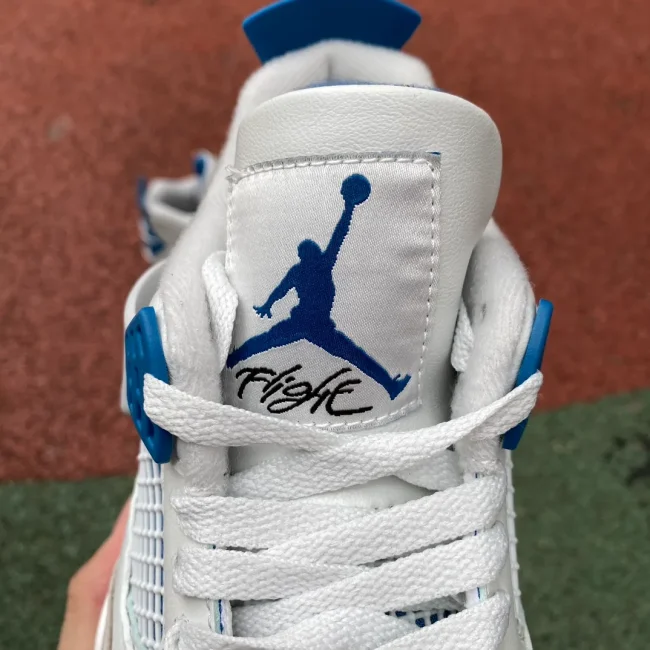 AJ 4 Retro Military Blue 2024